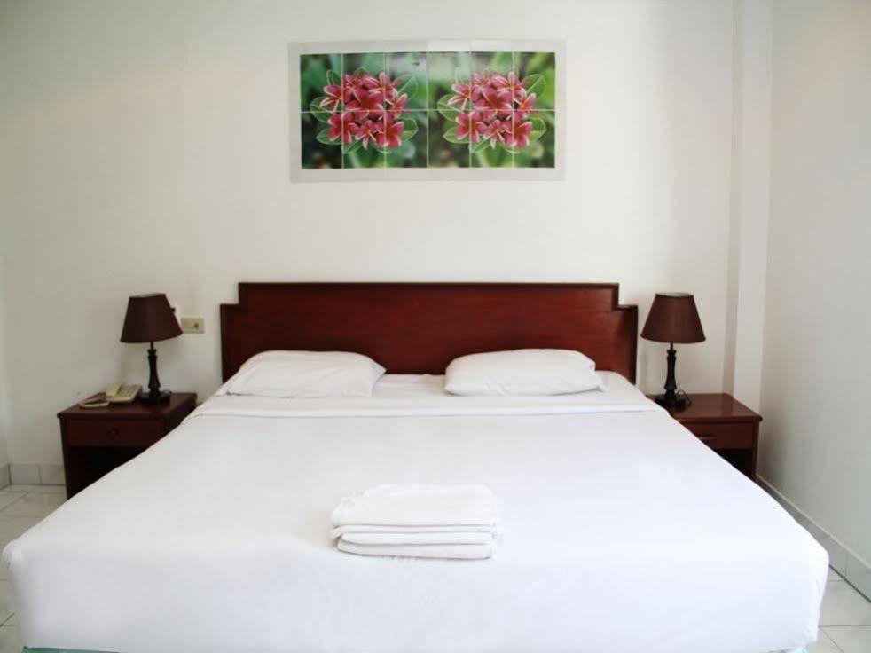 Welcome Inn Hotel @ Karon Beach. Single Room From Only 500 Baht Phuket Eksteriør bilde