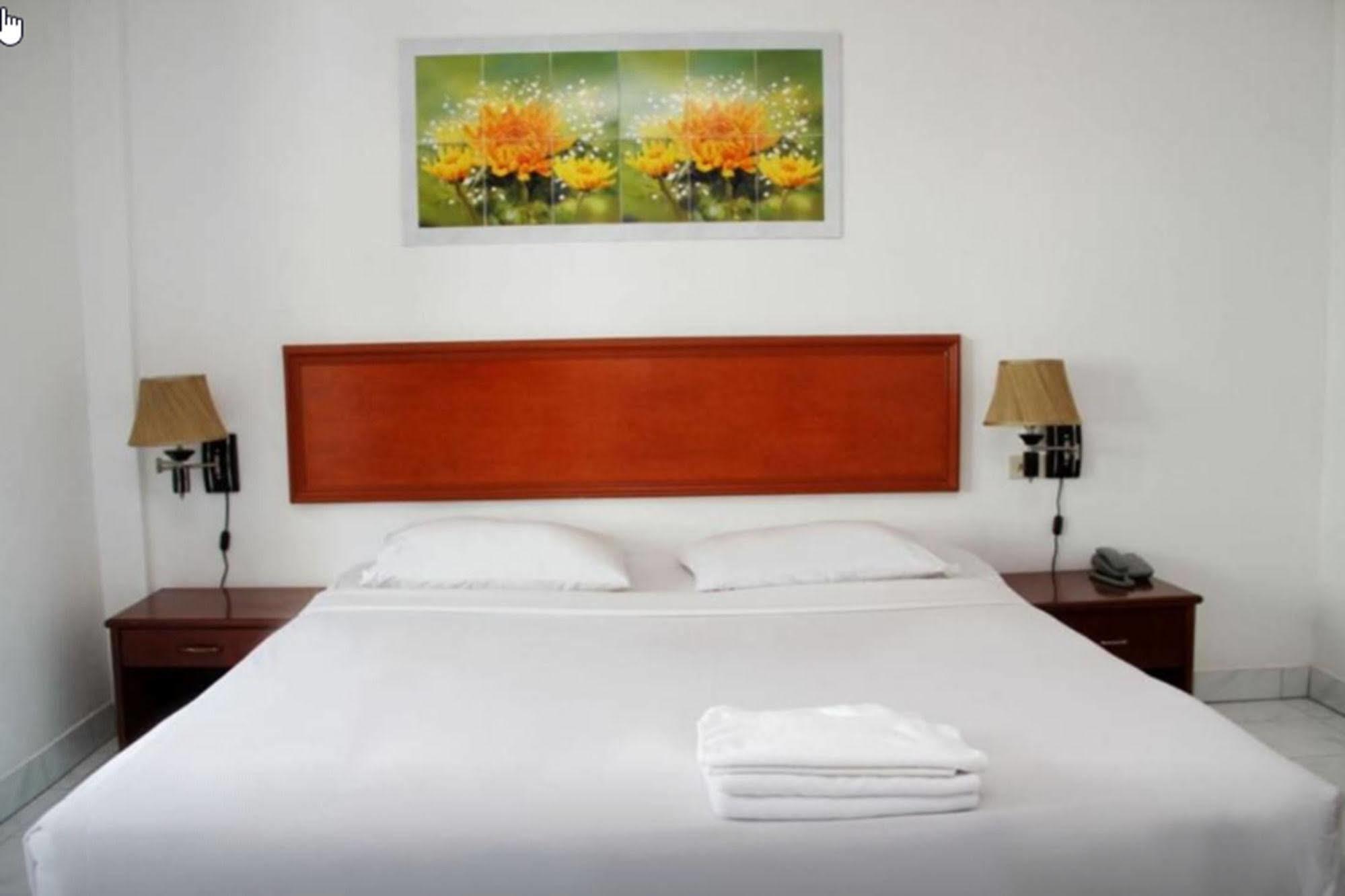 Welcome Inn Hotel @ Karon Beach. Single Room From Only 500 Baht Phuket Eksteriør bilde
